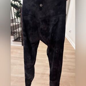 Lululemon leggings align material size 2
